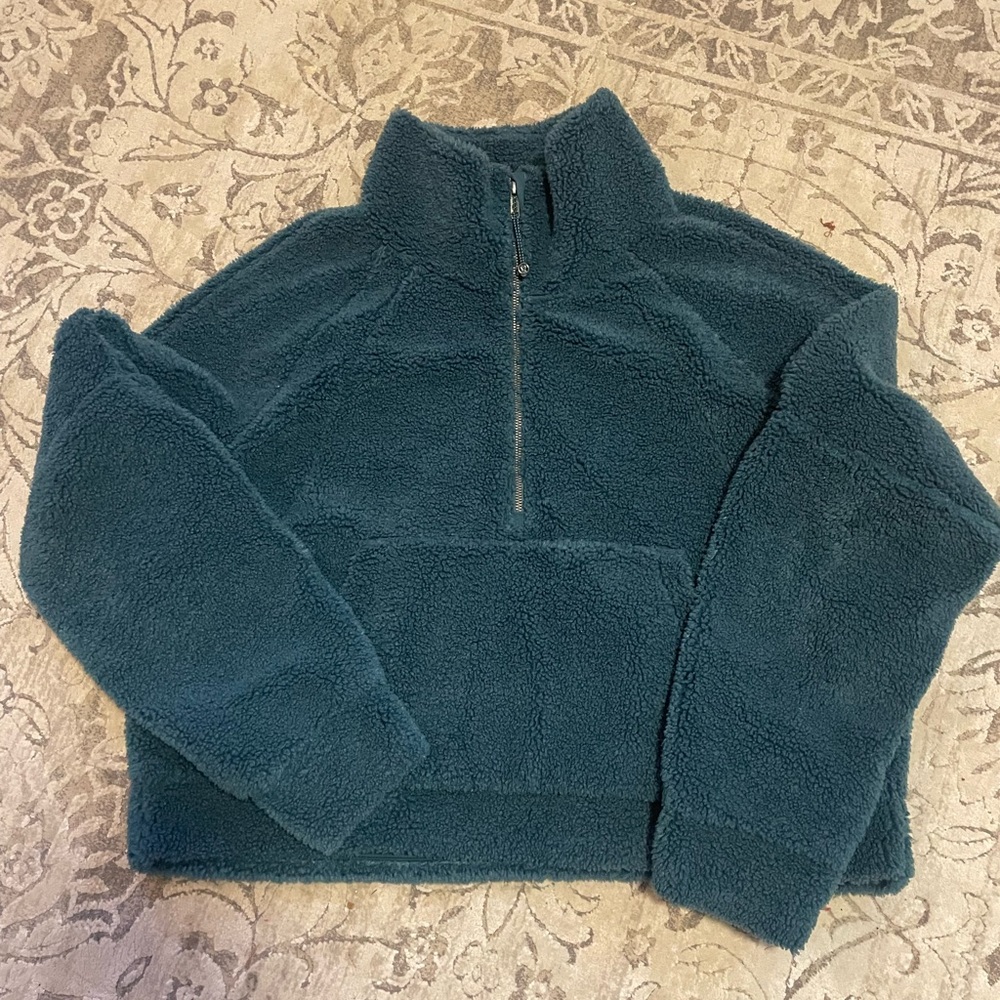 Lululemon fleece cropped scuba